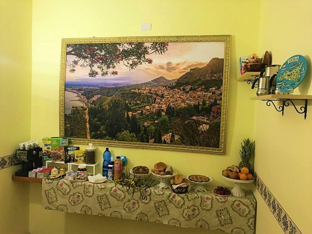 B&B Teodora Gaggi Bagian luar foto